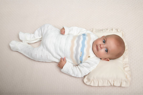 Macacão Longo em Tricô com Body Manga Curta Suave e Abertura Lateral Paraiso