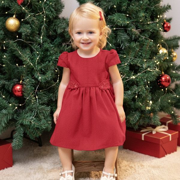 Vestido Cotton Jacquard com Mangas em Broderie, Bordados Delicados e Plaquinha Personalizada Paraiso.