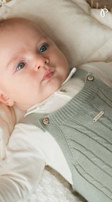 Conjunto Bebê Natal Malha Conforto e Tricô com Gola Polo e Jardineira