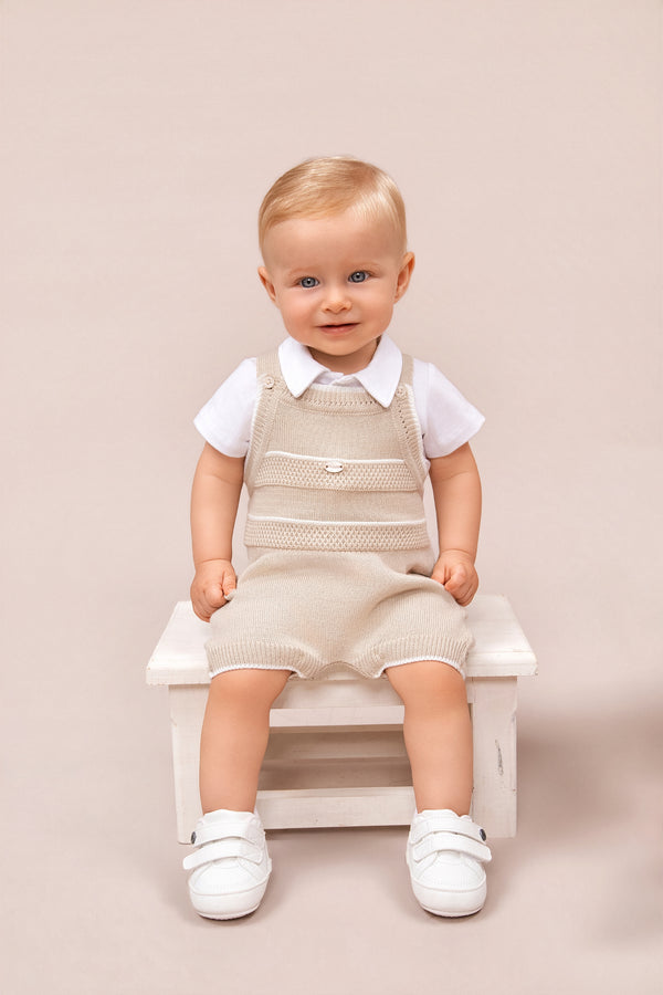 Conjunto Bebê Malha Conforto Gola Polo com Jardineira em Tricô Trabalhado