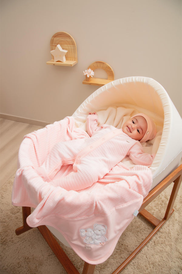 Kit Presente 2 Peças com Macacão Longo e Touca em Plush Jacquard Aveludado Texturizado Letut