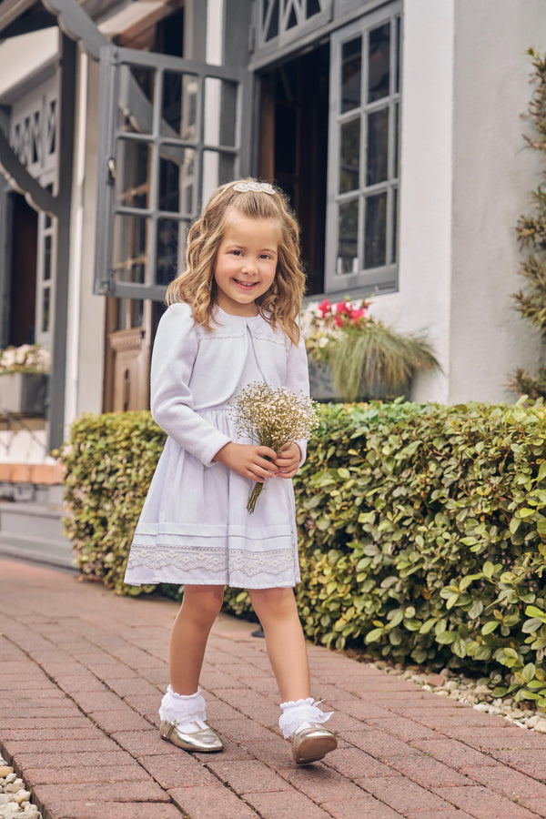 Vestido Tricoline com Renda na Saia e Cinto + Bolero Tricô Felpado Forrado Paraiso
