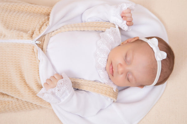 Saída Maternidade Plush com Saco de Dormir Forrado, Body com Lese e Calça com Alças Removíveis Paraiso 17747