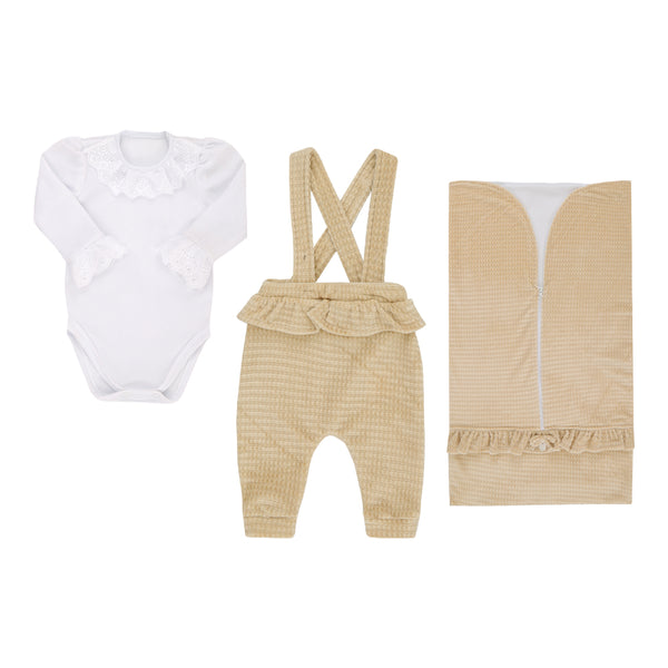 Saída Maternidade Plush com Saco de Dormir Forrado, Body com Lese e Calça com Alças Removíveis Paraiso 17747