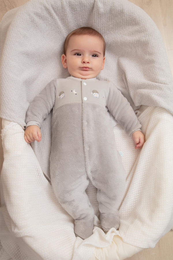 Macacão Longo Masculino em Pelo Aveludado Bordado Letut