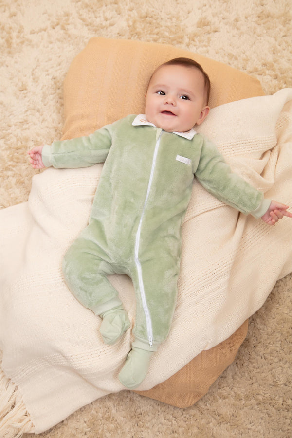 Macacão Longo Masculino em Pelo Aveludado com Zíper Letut