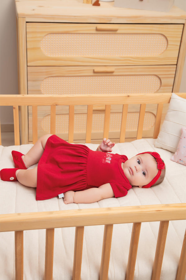 Macacão Curto em Malha Tricô Levíssima com Saia e Detalhe Estampado Confortável Letut