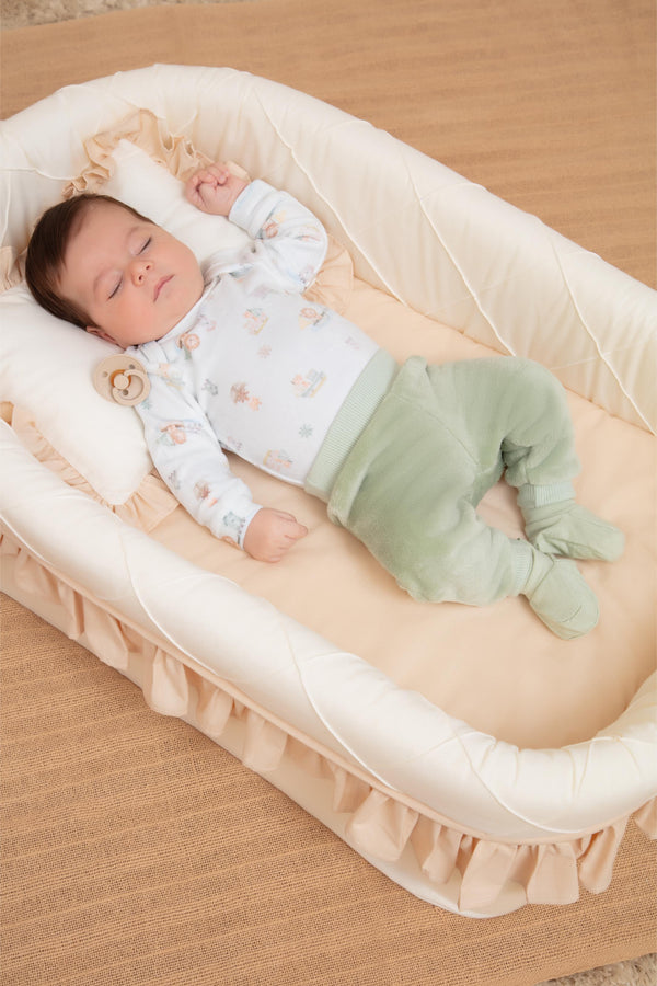 Conjunto Baby Longo de Body em Plush Estampado com Calça em Pelo Quentinho e Cós em Ribana Letut