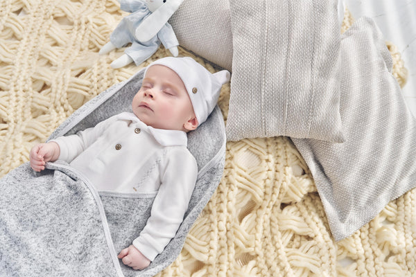 Saída Maternidade Plush com Touca de Orelhinhas, Manta Tricô Felpada e Sapatinhos Paraiso 17736