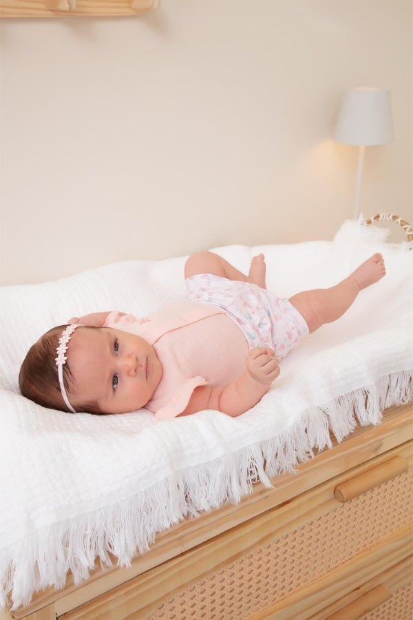 Conjunto Baby Curto com Body em Malha Trabalhada e Shorts Estampado de Frutinhas Letut