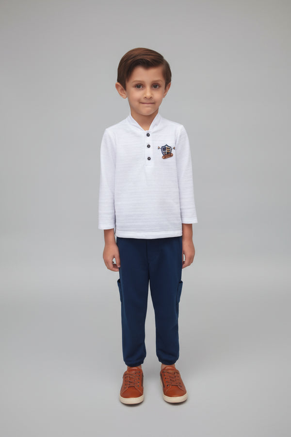 Conjunto de Blusa em Malha Trabalhada com Bordado e Calça em Molecotton Leve Le Bhua LB17523