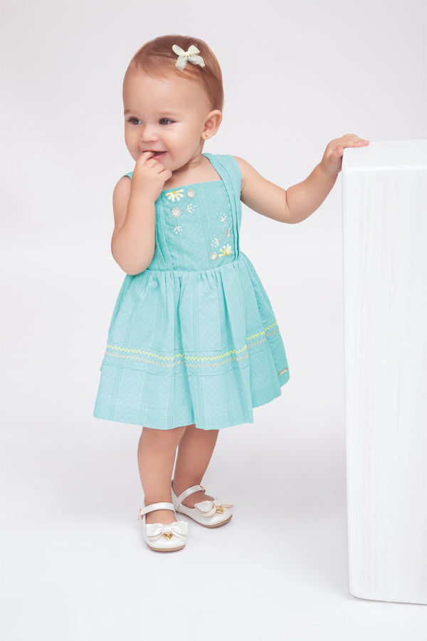 Vestido Verão Em Tecido Maquinetado Paraiso