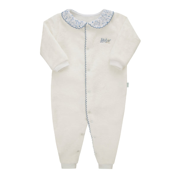 Macacão Longo Feminino em Pelo Aveludado com Gola Floral e Bordado Letut LT17280