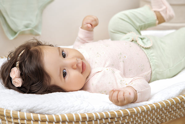 Conjunto Baby Longo com Body Malha Florence Gola Expansível e Calça com Laço Picueta Crochê Letut