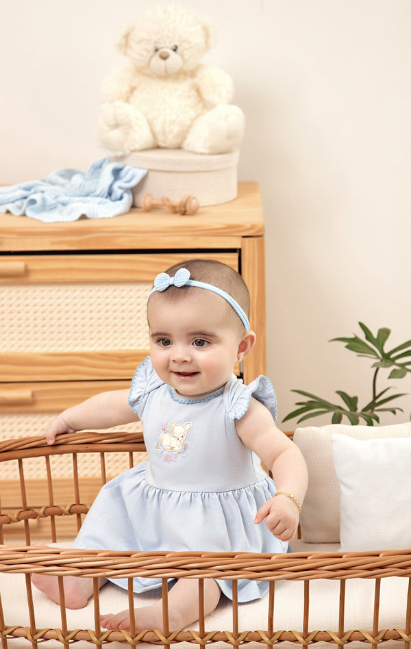 Macacão Curto com Manguinha Babado, Picueta Crochê e Shorts Embutido Estampado Super Confortável Letut