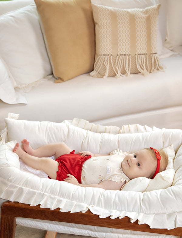 Conjunto Baby Curto com Body Estampado Transpassado e Shorts 100% Algodão com Bordado no Bumbum e Cordão de Laço Letut