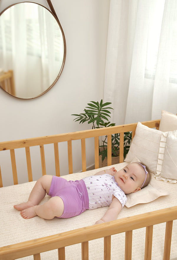 Conjunto Baby Curto com Body Estampado com Babadinho e Picueta e Shorts com Lacinhos Decorativos Letut