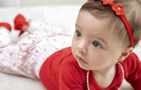 Conjunto Baby Longo com Body com Gola Picueta e Calça Estampada com Laços Letut