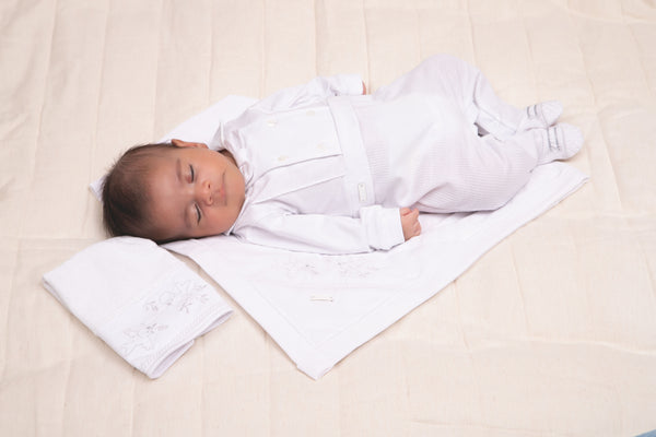 Kit Cerimônia com Macacão Longo, Babita Bordada Forrada e Saquinho de Tule Branco Paraiso 17076