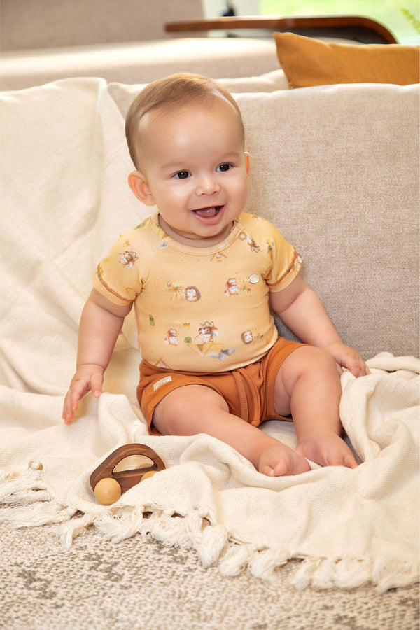 Conjunto Baby Letut Body Manga Curta e Shorts Malha Conforto Masculino