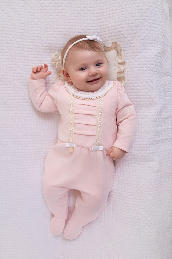 Macacão Longo Paraiso RN Feminino com Gola Franzida e Detalhes Sofisticados