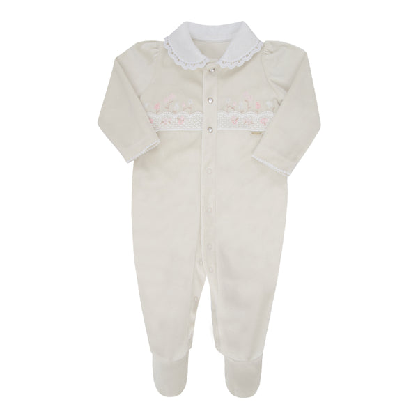 Macacão Longo Paraiso Plush Gola Bordada com Renda e Bordado Floral RN-P