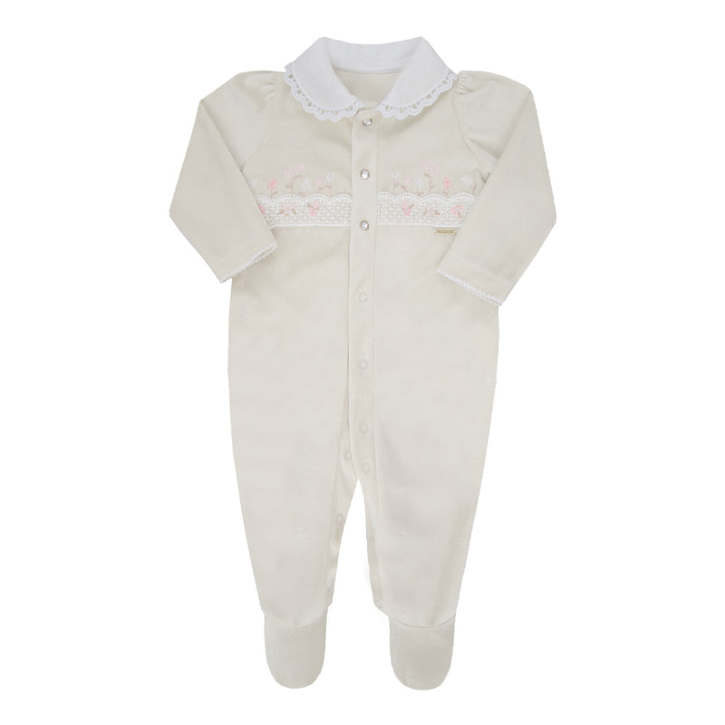 Macacão Longo Paraiso Plush Gola Bordada com Renda e Bordado Floral RN-P - Image 2
