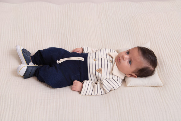 Conjunto Baby Paraiso Polo Listrado com Calça Denim Macia Masculino