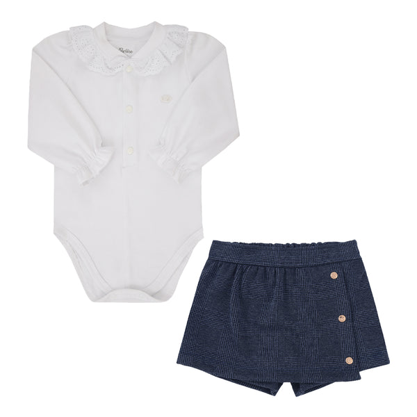 Conjunto Paraiso Feminino com Body Lese e Shorts Saia Xadrez