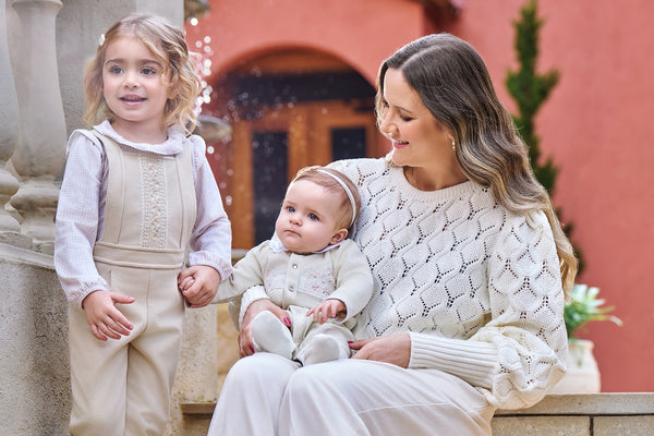 Conjunto Paraiso Kids Feminino Inverno com Plush Estampado e Jardineira Tricô