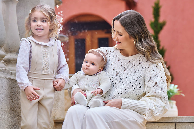 Conjunto Paraiso Kids Feminino Inverno com Plush Estampado e Jardineira Tricô - Image 2