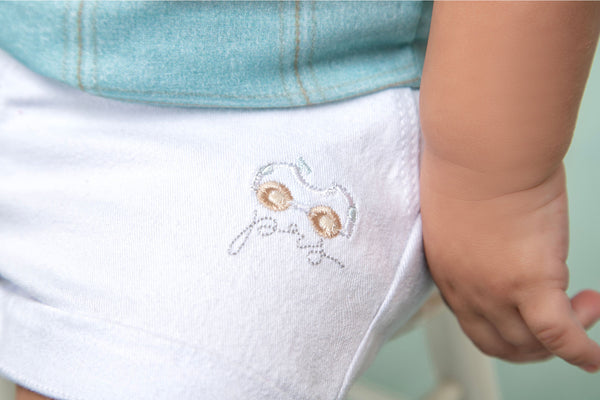 Conjunto Bata Estampada com Shorts Sarja Levemente Estruturada e Detalhe Bordado Paraiso