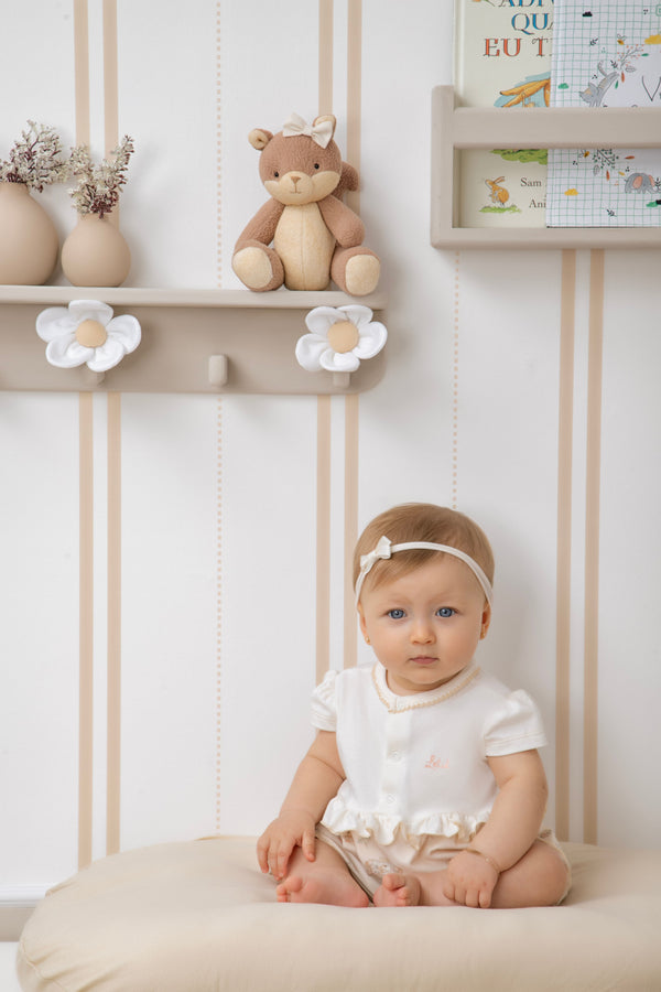 Macacão Curto Letut Bebê Feminino com Babado Ombro e Malha Conforto Verão Letut LT19679