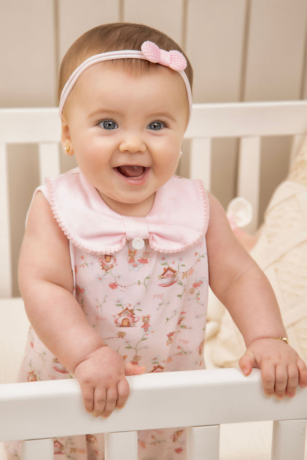 Macacão Curto Letut Gola Laço com Estampa Delicada e Abertura Prática Verão Letut LT19672