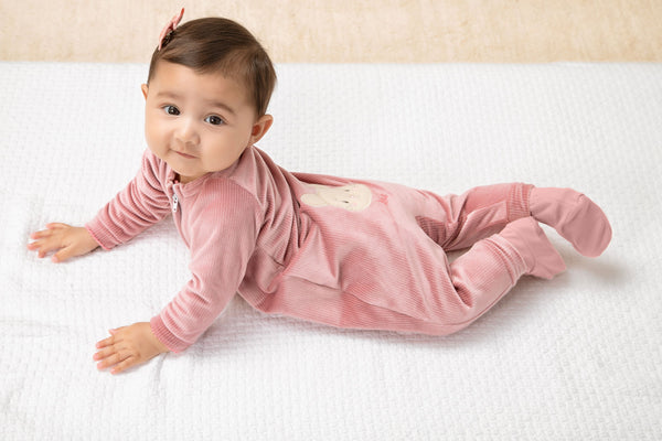 Macacão Longo Letut Plush Quadriculado com Zíper Duplo e Bordado Delicado Inverno Letut LT19640