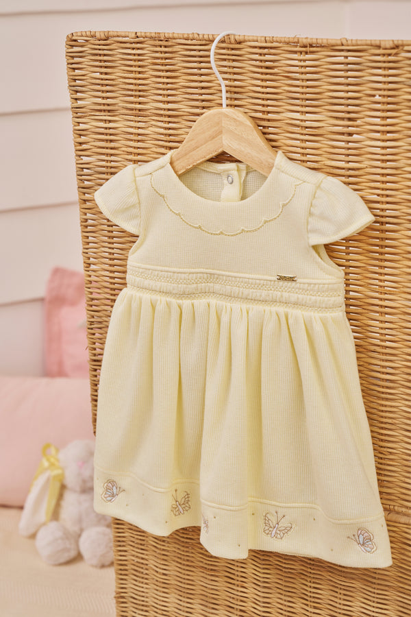 Vestido Bebê Festa Malha Quadriculada Bordado Borboleta Manga Copinho