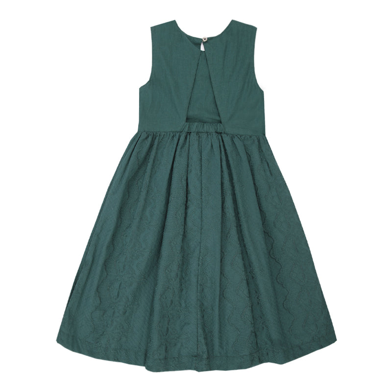 Vestido Infantil Lese com Gola Bordada Nervuras e Laço Manual - Image 5